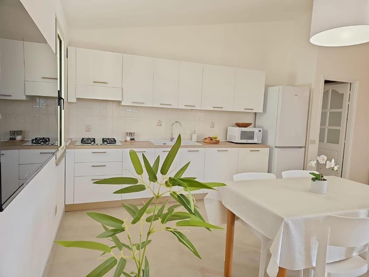 Casa Salvo Apartment Budoni Luaran gambar